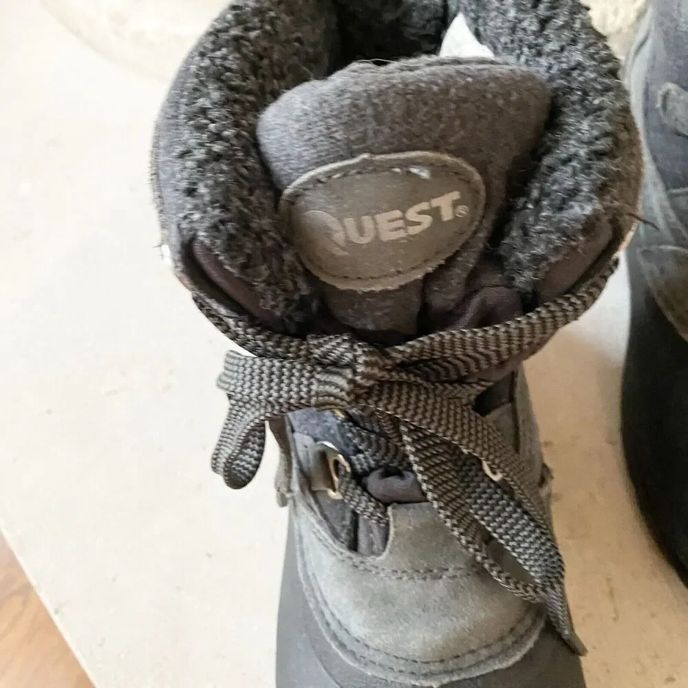 Quest  3M Thinsulate Snow Boots Women Size 8 Water Resistant Grey Winter‎